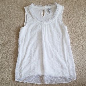 5/$15 Eyelet Lace Elle Tank Top